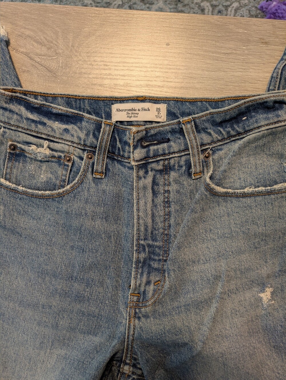 Abercrombie & Fitch Light Blue Skinny Jeans with Distressed Hem - Picture 5 of 6
